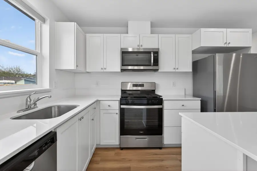 750 NE Rickenbacker Road, Madras, OR 97741 - #3