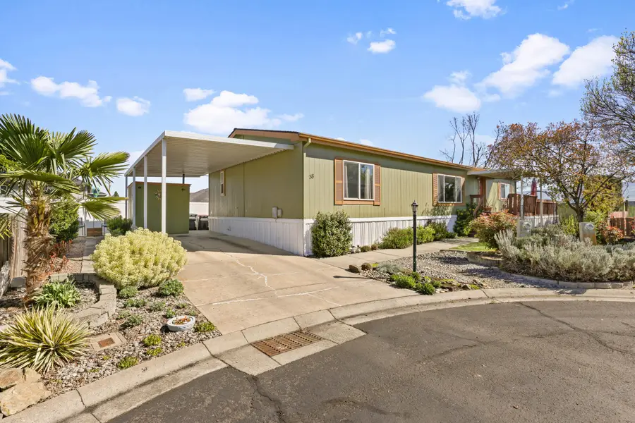 2111 Kings Highway #SPC 38, Medford, OR 97501 - #3