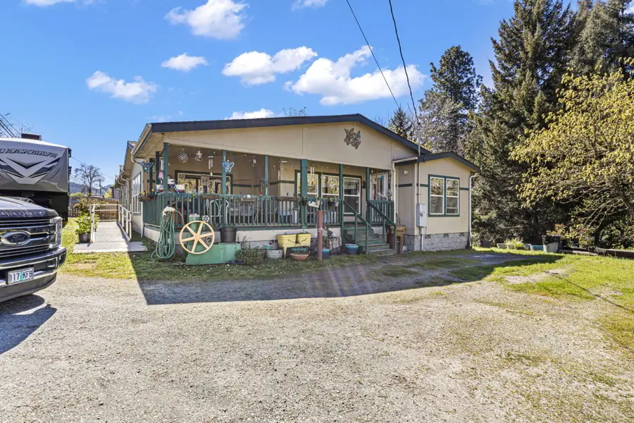 1313 N Old Pacific Highway, Myrtle Creek, OR 97457 - #2