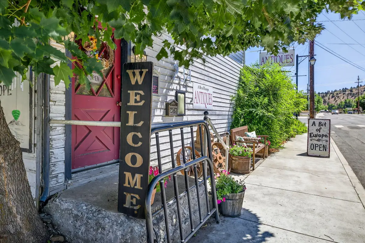 234 S Canyon Boulevard, John Day, OR 97845 - #1
