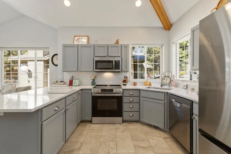 5048 Swallow Court, Klamath Falls, OR 97601 - #3