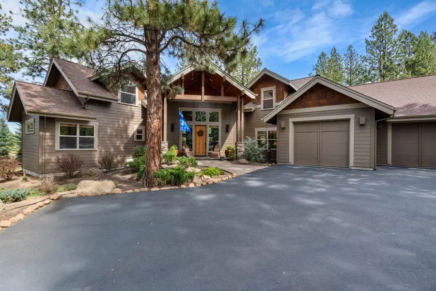 17010 Royal Coachman Drive, Sisters, OR 97759 - #3