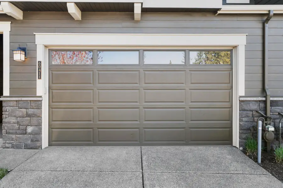 60411 Hedgewood Lane, Bend, OR 97702 - #3