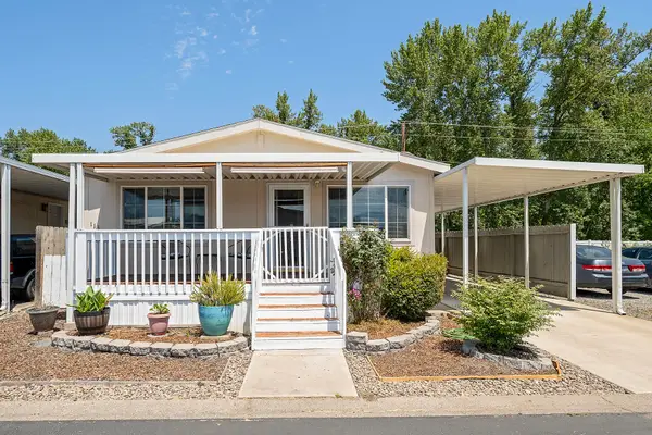 3555 S Pacific Highway #SPC 113, Medford, OR 97501