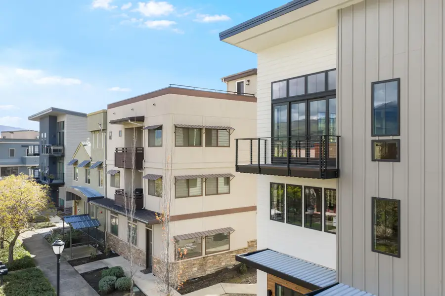 138 Clear Creek Drive, Ashland, OR 97520 - #3