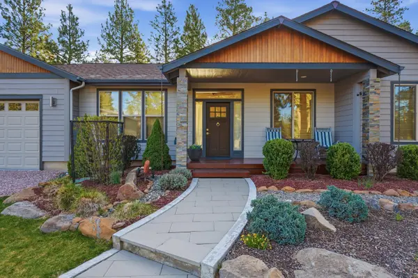 70160 Mustang Drive, Sisters, OR 97759