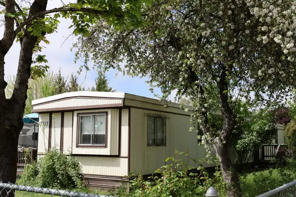 7515 Gladstone Avenue, White City, OR 97503