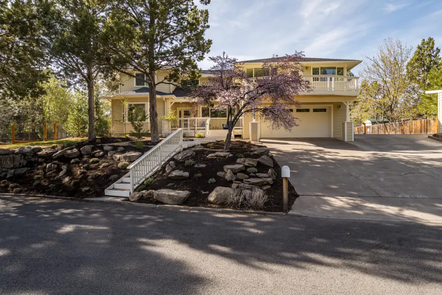 2742 NW Scandia Loop, Bend, OR 97703 - #2