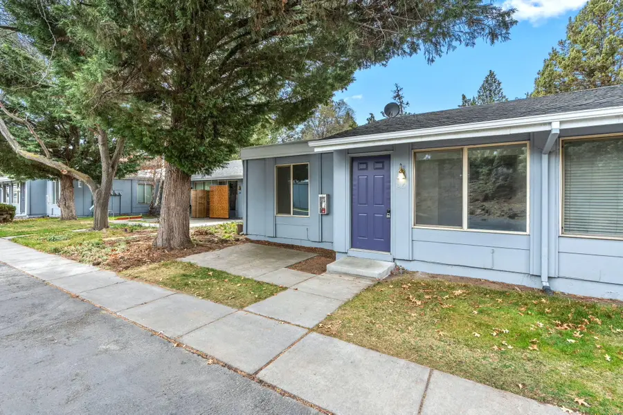 1700 Wells Acres #APT 25, Bend, OR 97701 - #3