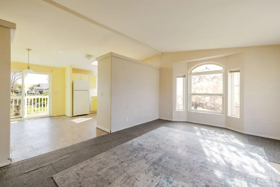 1630 NE 6th, Redmond, OR 97756 - #3