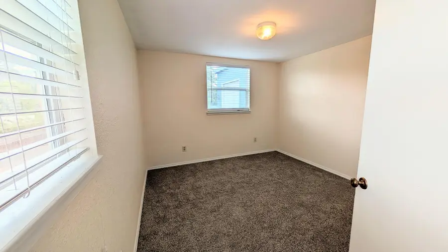 4310 Highland Way, Klamath Falls, OR 97603 - #3