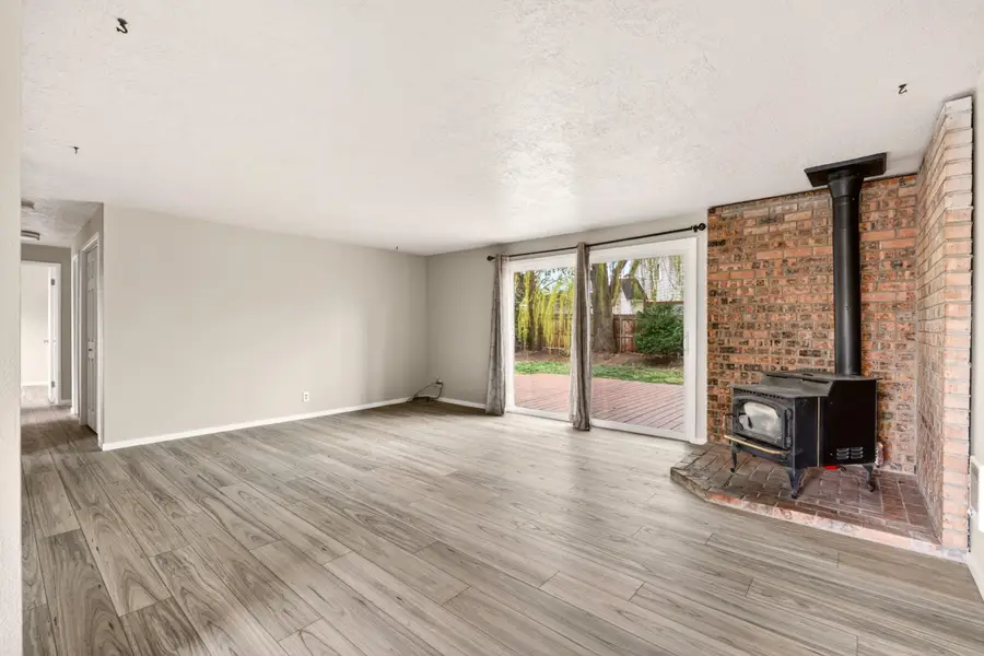 2639 NE Harvey #1 & 2, Bend, OR 97701 - #2