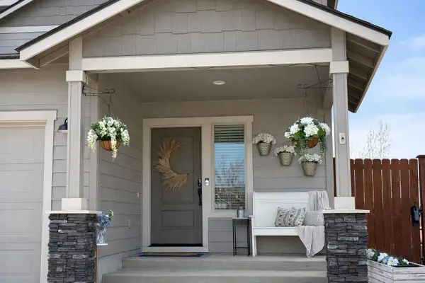 655 NW 26th Street, Redmond, OR 97756