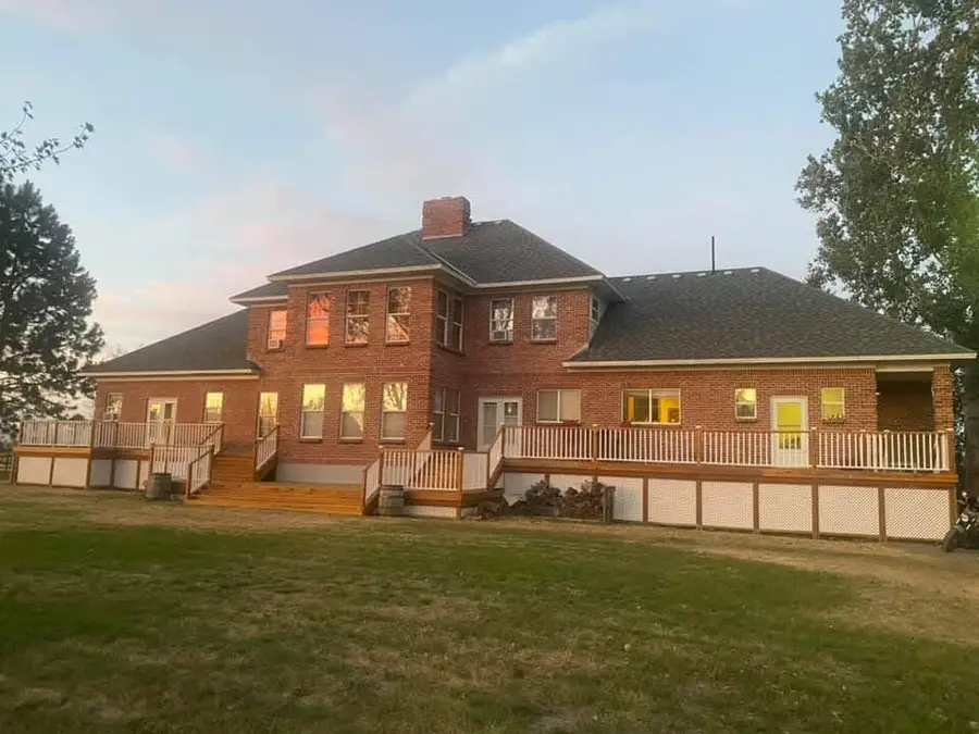 46064 Schoolhouse Road, Haines, OR 97833 - #2