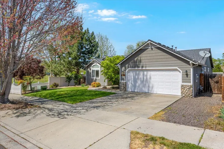 1794 Key Drive, Medford, OR 97501 - #2