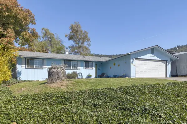 1026 NE Primrose Place, Grants Pass, OR 97526