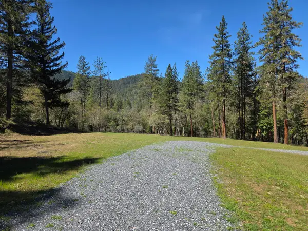 7940 Upper Applegate Road, Jacksonville, OR 97530