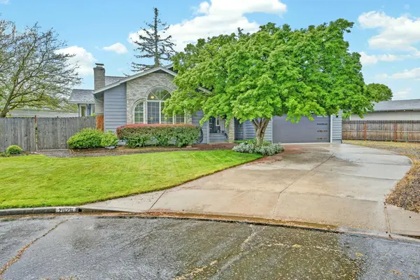 2026 Stockel Court, Medford, OR 97504