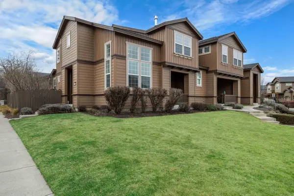 935 SW Chamberlain Street, Bend, OR 97702