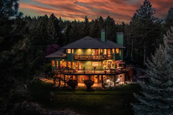 2889 NW Starview Drive, Bend, OR 97703