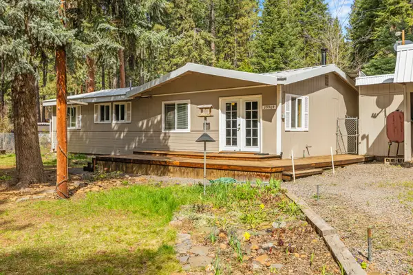 29909 Pelican Butte Road, Klamath Falls, OR 97601