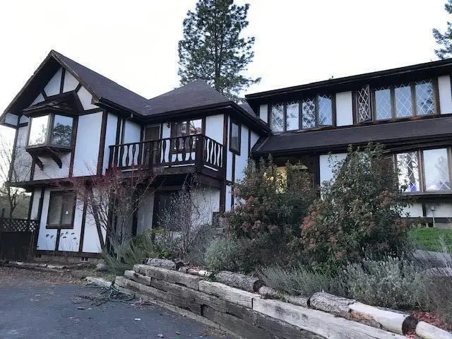 4196 E Evans Creek Road, Rogue River, OR 97537 - #1