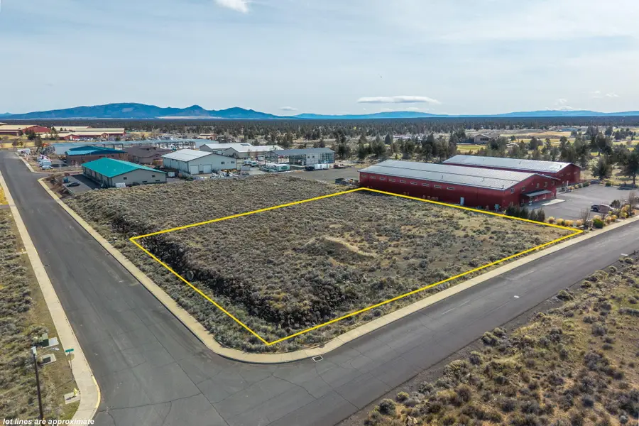 2200 SW Deerhound Avenue, Redmond, OR 97756 - #2