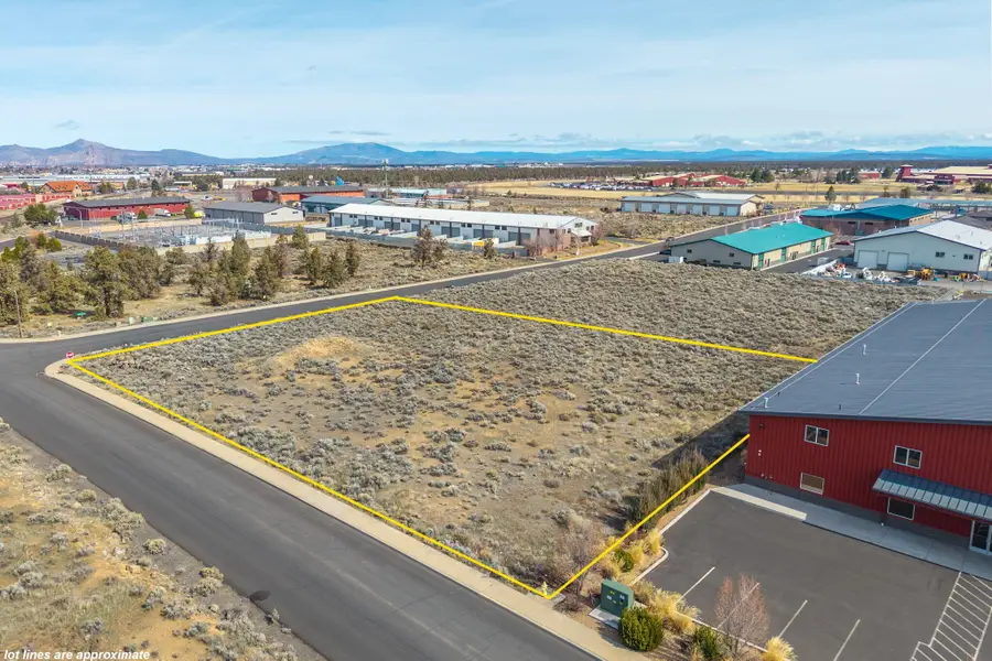 2200 SW Deerhound Avenue, Redmond, OR 97756 - #3