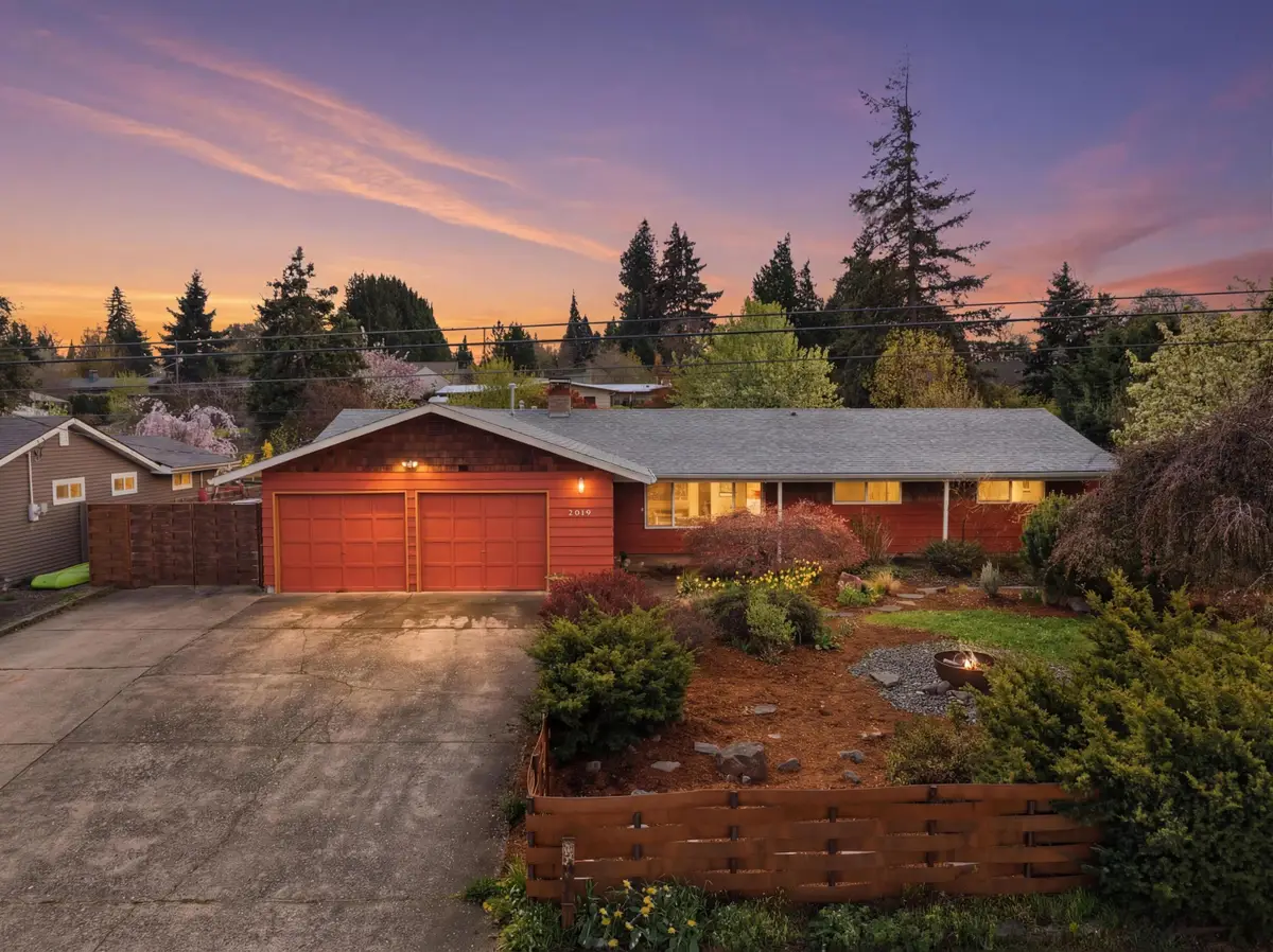 2019 Montello Avenue, Hood River, OR 97031 - #1