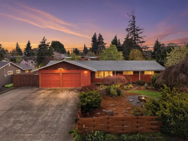 2019 Montello Avenue, Hood River, OR 97031