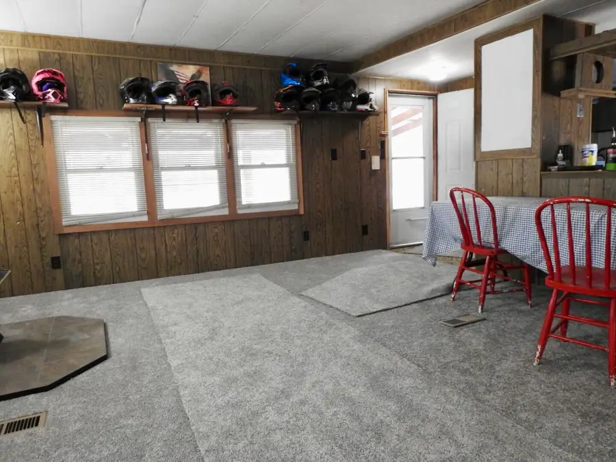 53188 Andrews Road, La Pine, OR 97739 - #3