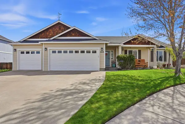 429 NE Petal Court, Madras, OR 97741