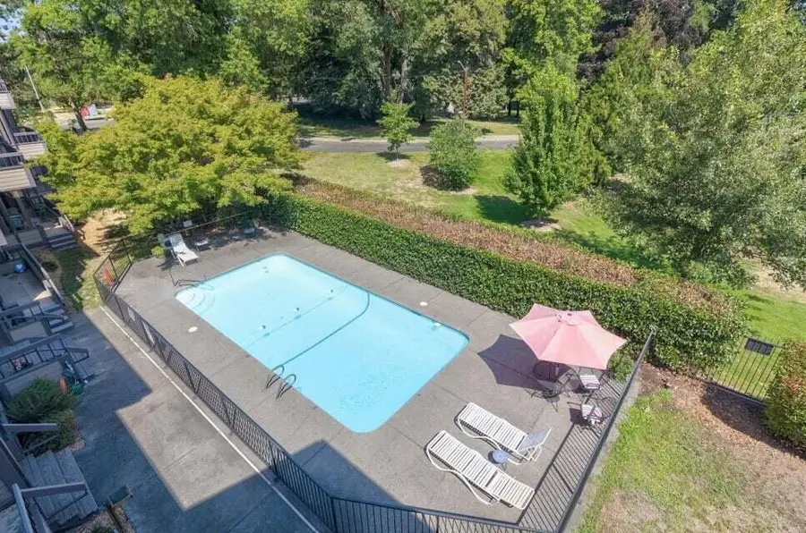 115 Rogue River #308 Highway, Grants Pass, OR 97527 - #3