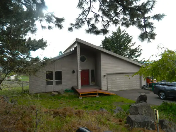 6614 Cottage Avenue, Klamath Falls, OR 97603