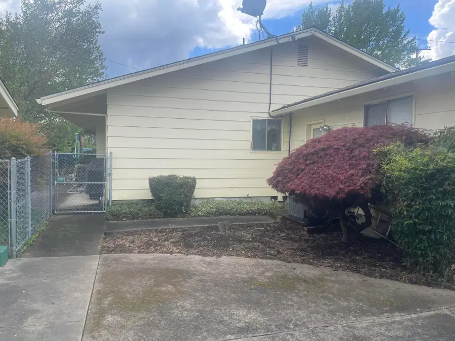 1325 Orchard Home Drive, Medford, OR 97501 - #3