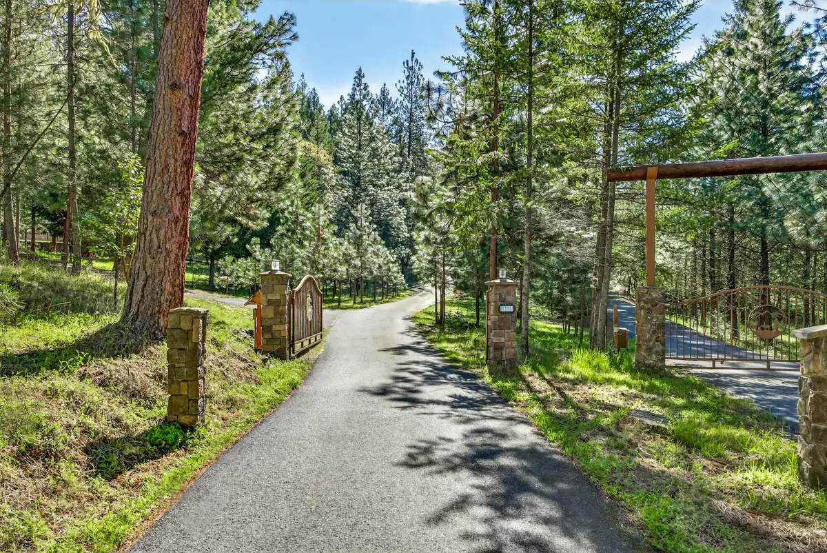 5225 Sterling Creek Road, Jacksonville, OR 97530 - #1