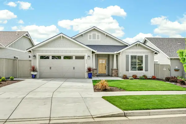 3954 Wyoming Lane, Medford, OR 97504