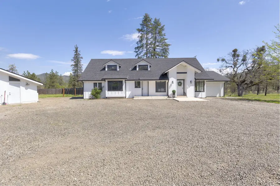 683 Rockwood Lane, Eagle Point, OR 97524 - #3