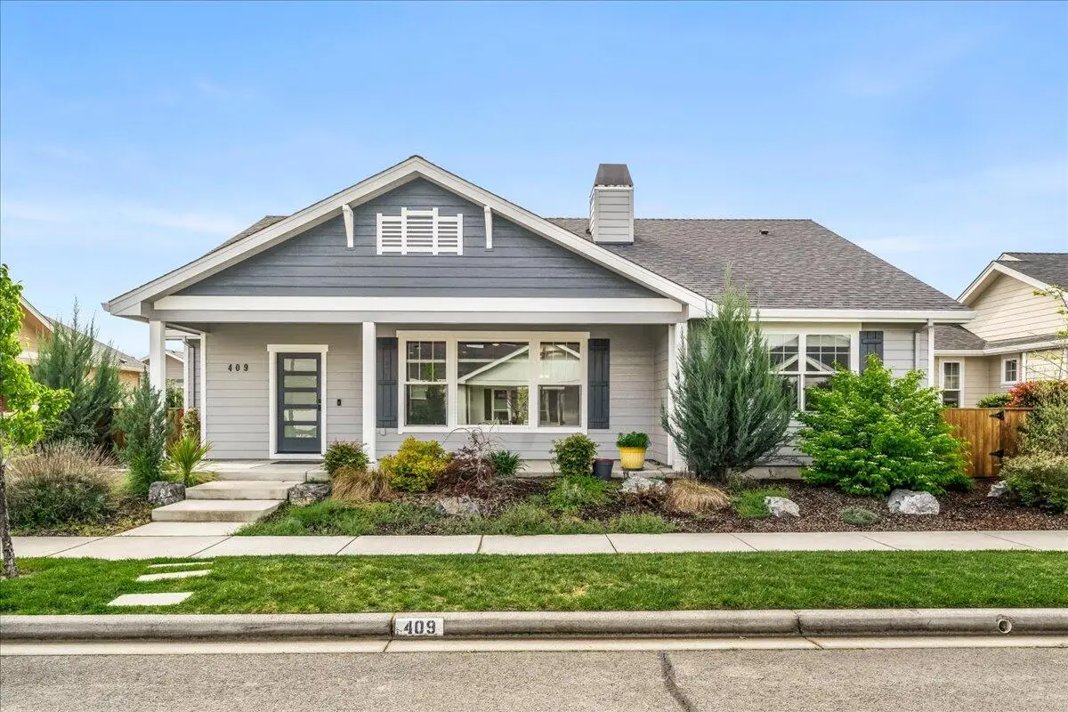 409 Castle Rock Drive, Central Point, OR 97502 - #1