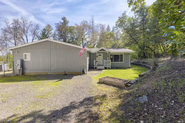 2532 Holcomb Springs Road, Gold Hill, OR 97525