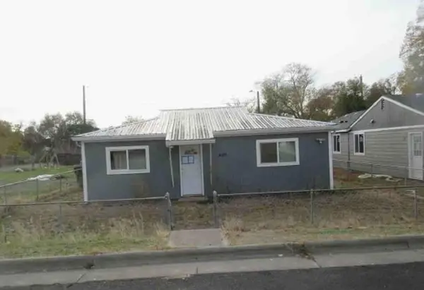 409 W Ridgeway Avenue, Hermiston, OR 97838