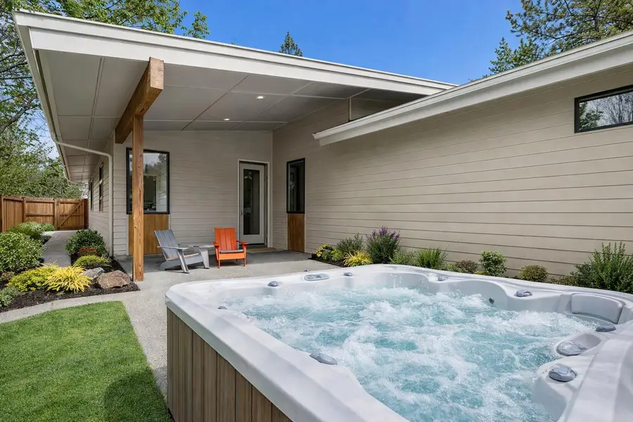 1415 NW Elgin Avenue, Bend, OR 97703 - #3