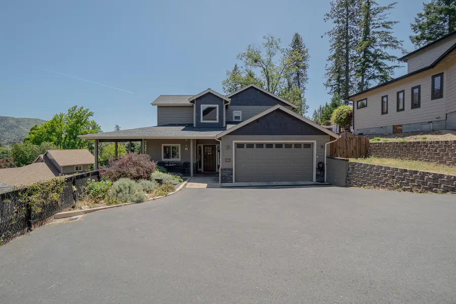 122 NW Rook Drive, Grants Pass, OR 97526 - #2