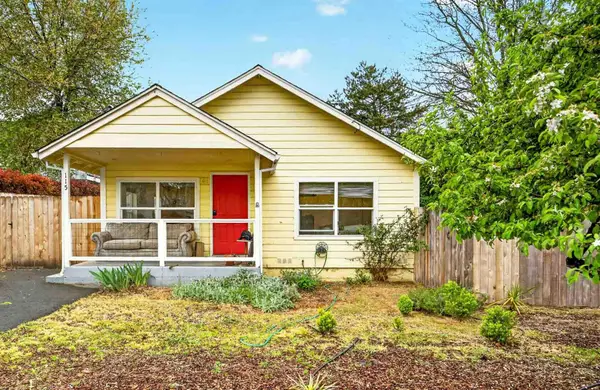 115 California Street, Ashland, OR 97520