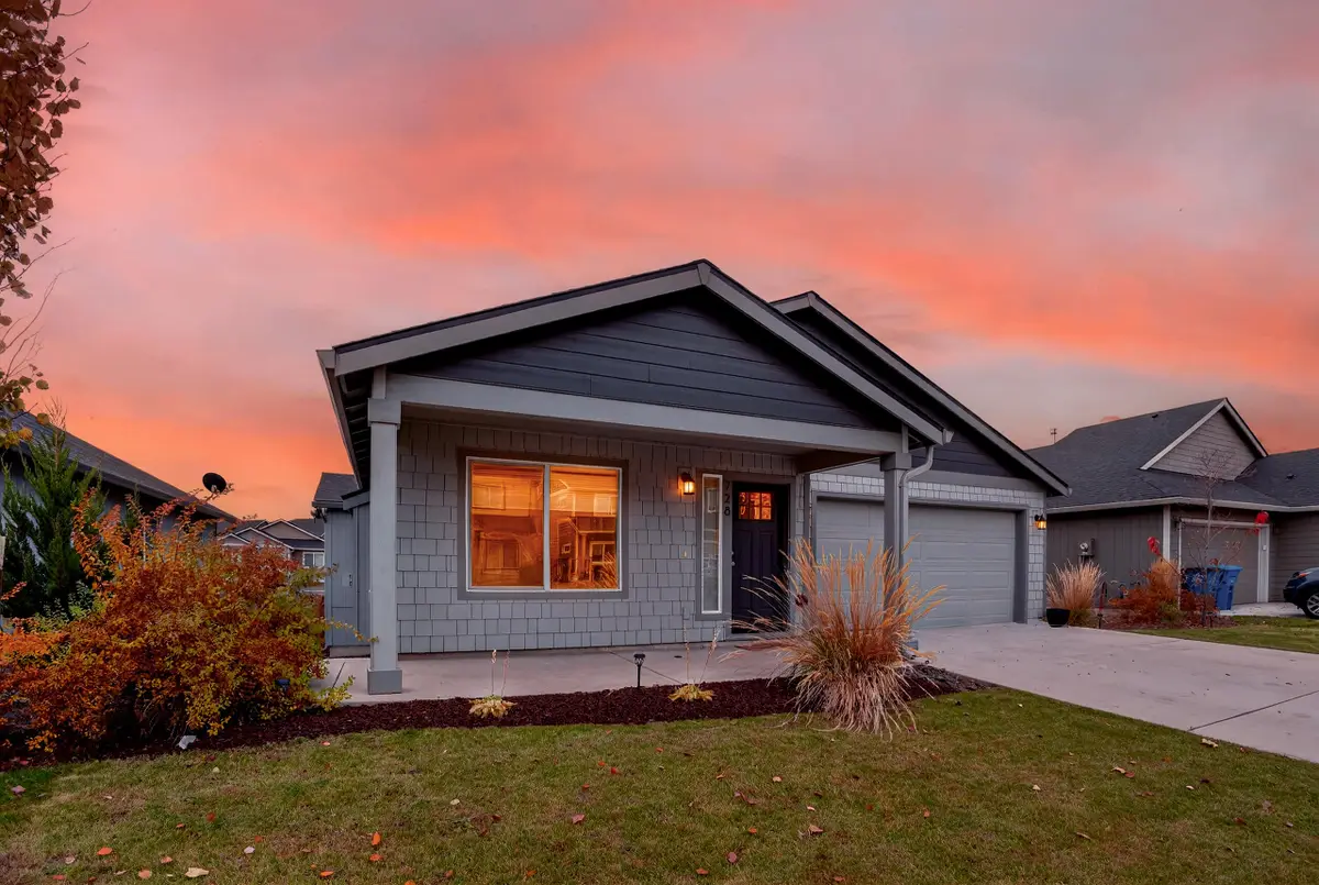 728 NE Brookstone Drive, Prineville, OR 97754 - #1