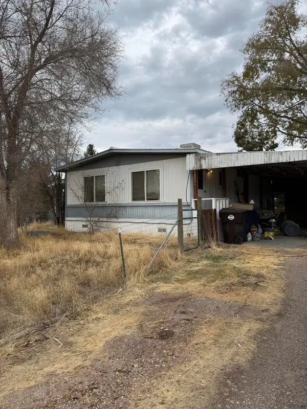 3775 NW Poplar Avenue, Redmond, OR 97756