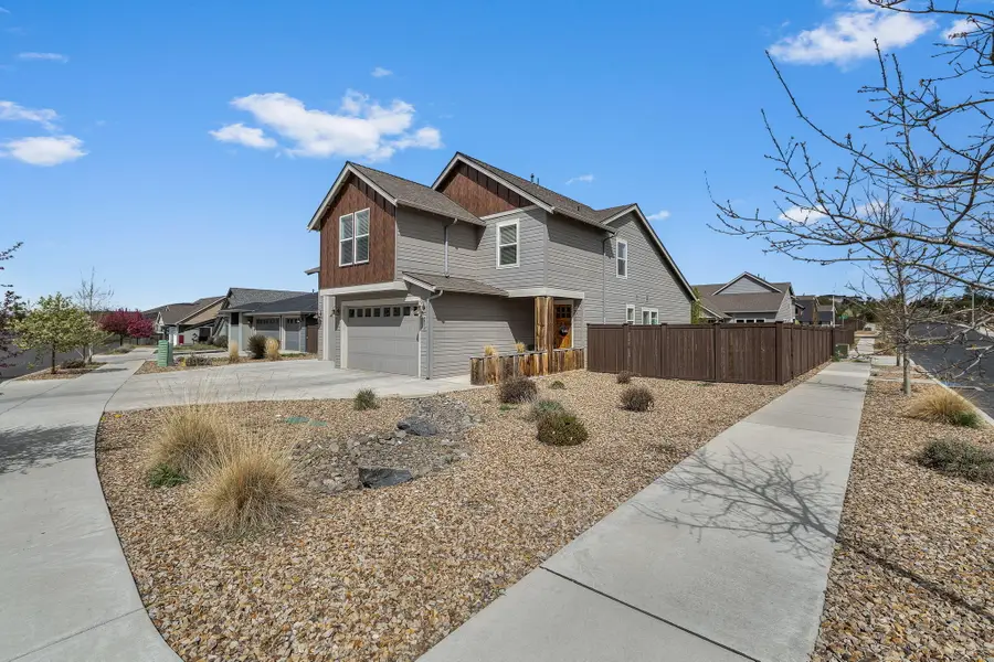 4309 SW Badger Creek Drive, Redmond, OR 97756 - #2