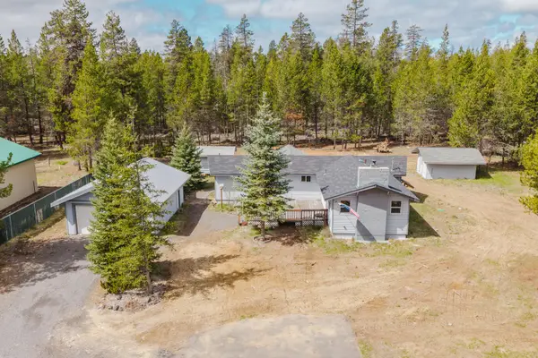 52643 Center Drive, La Pine, OR 97739