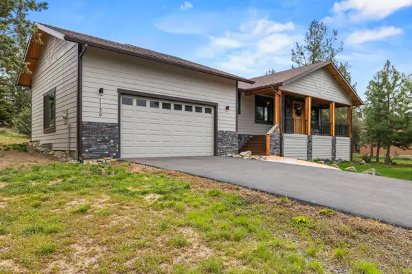 1139 Paper Birch Way, Klamath Falls, OR 97601