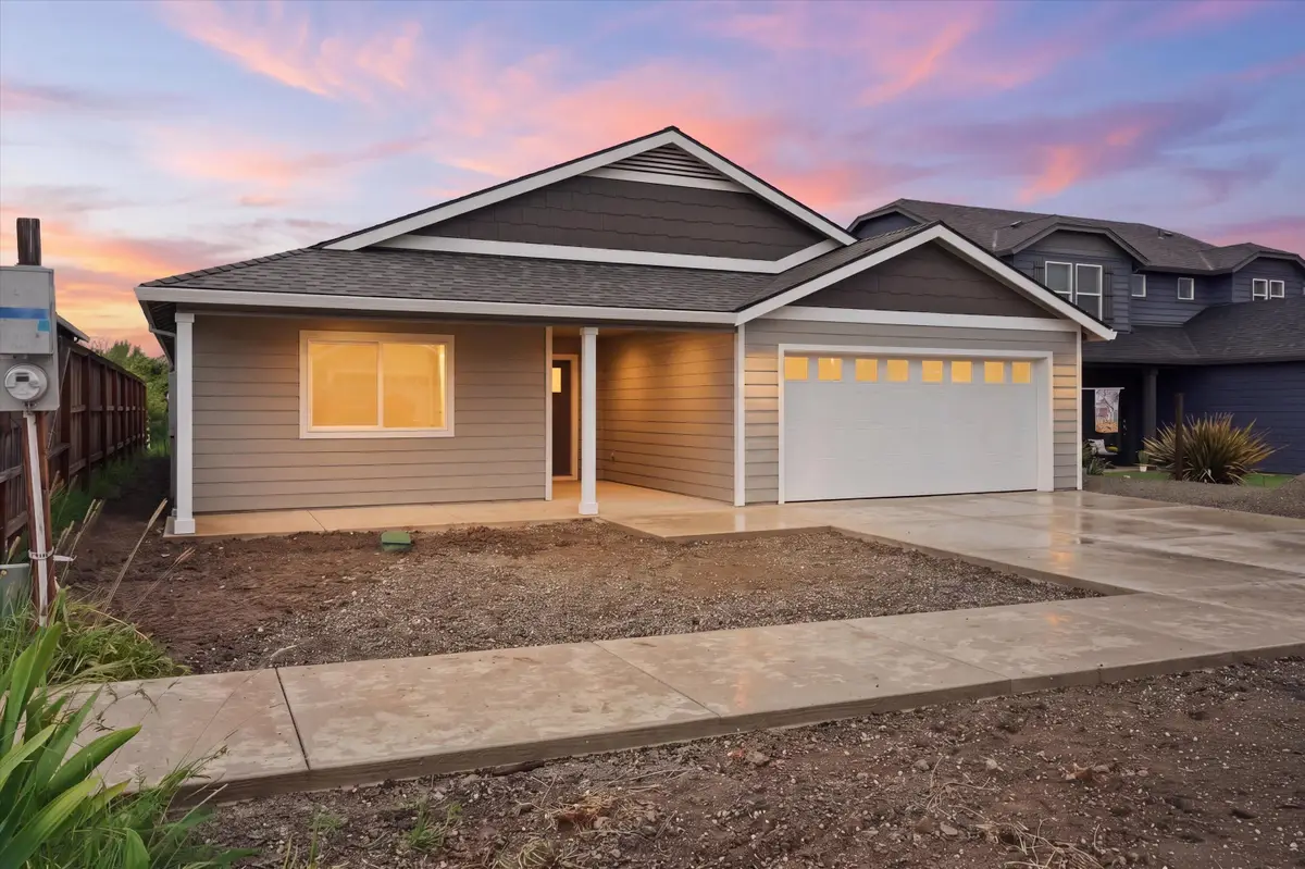 1834 Ingram Lane, Medford, OR 97501 - #1